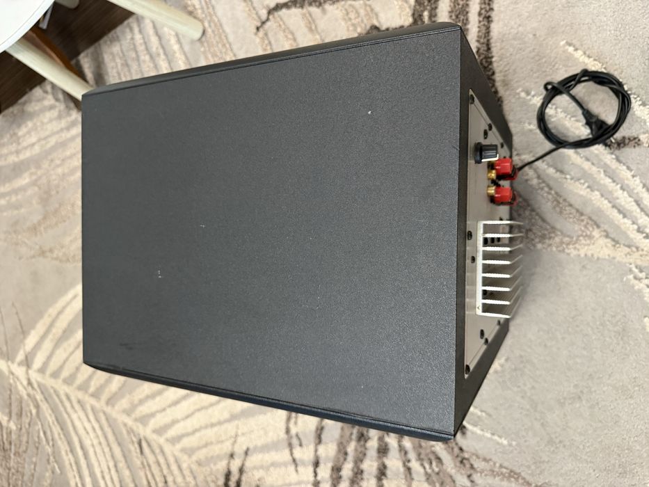 JBL SUB-200/230 Subwoofer 8” Активен