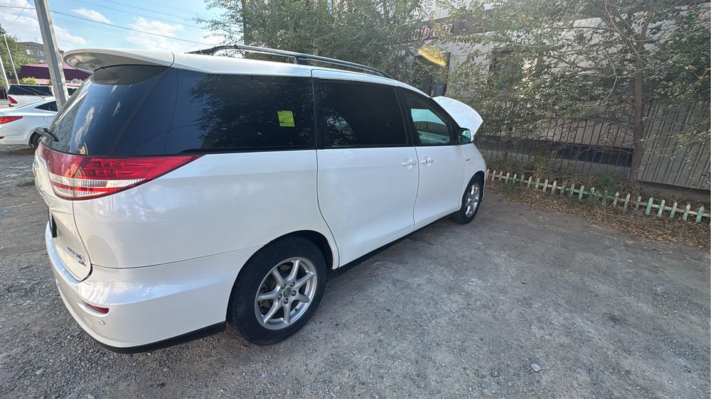 Toyota previa 3,5 2007ж