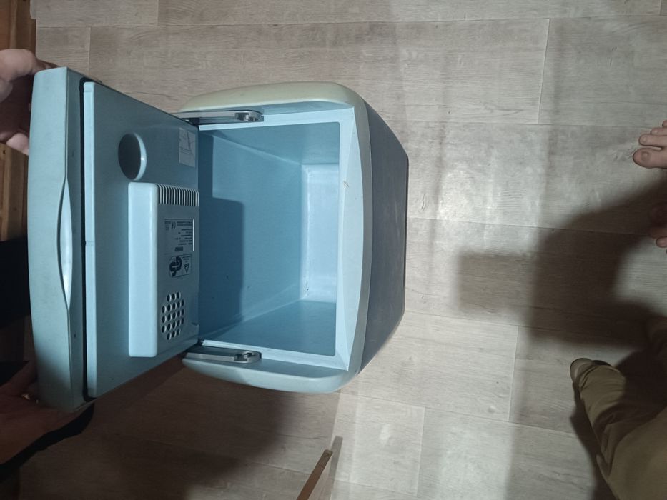Продам автохолодильник
