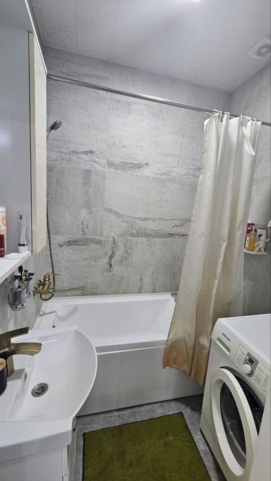 Uy sotiladi 4 xonali buxoro shaxrida krti choraxada