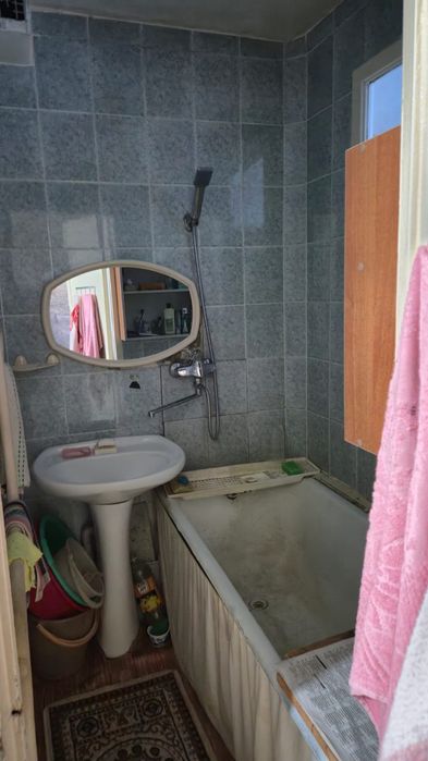 Продам 2х Наб. Славского 28(брежн.)!