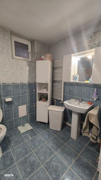 De vanzare casa,zona Ceangai
