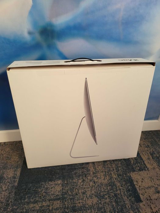 iMac display 21,5 inch 4K cu 1 Tb ssd/8 gb Ram Intel i5 ca nou