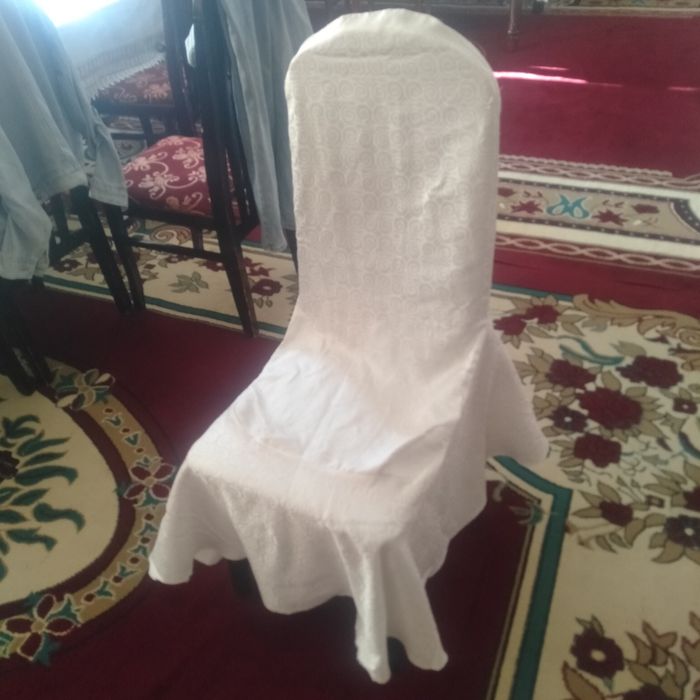 Чехол  для  стулей  белый