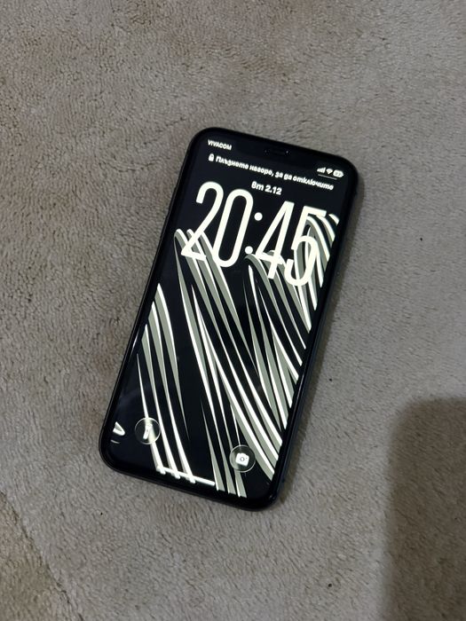 Iphone 11  black/64 GB