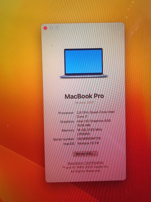 MacBook Pro 15" 2017 Intel Core i7 16/256