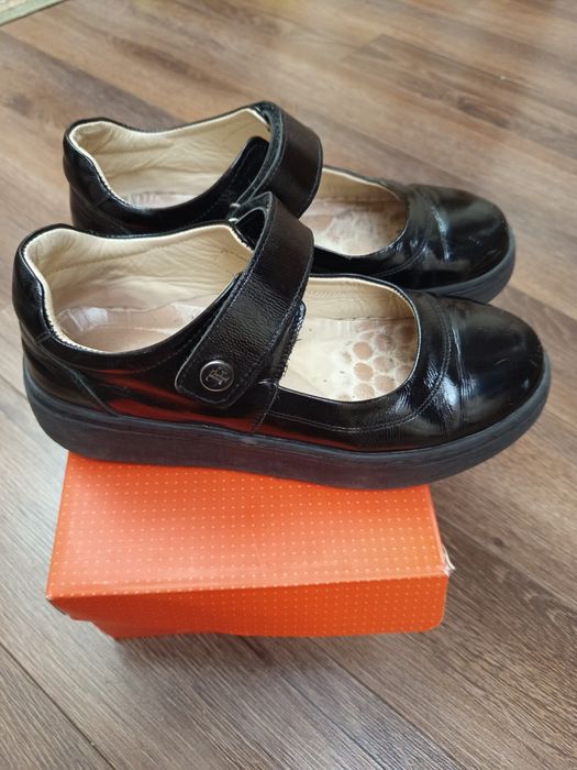 Бесплатно обувь для девочки