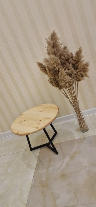 Журнальный столик