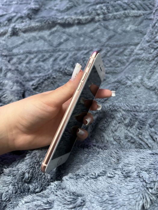 Iphone 8 plus 100% baterie