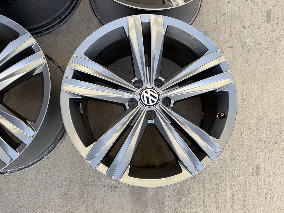 Jante aliaj r19’ Vw Touareg R-line, Audi Q7 5x112