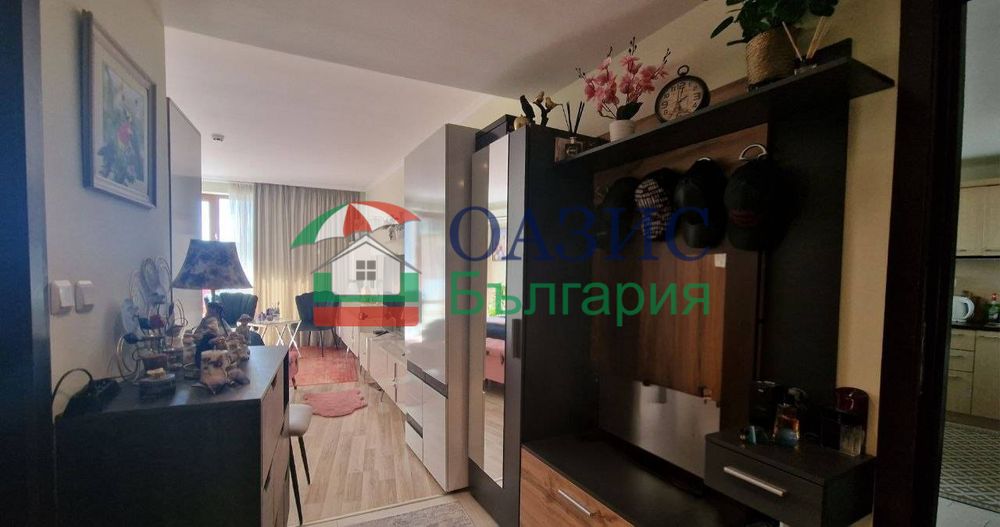 Двустаен апартамент с панорамна гледка, 2 ет., 87.57 кв. м.,