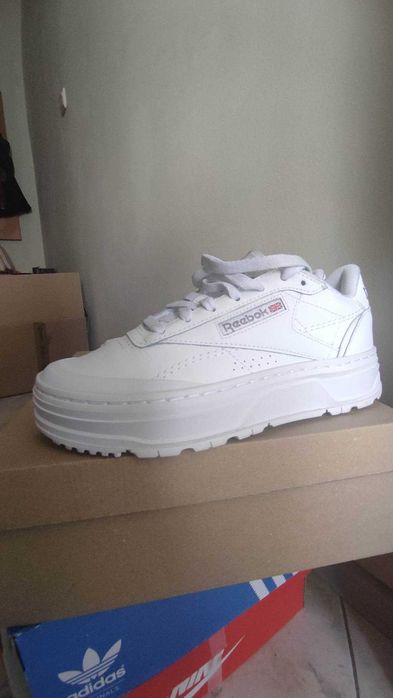 Reebok Club C Extra кецове
