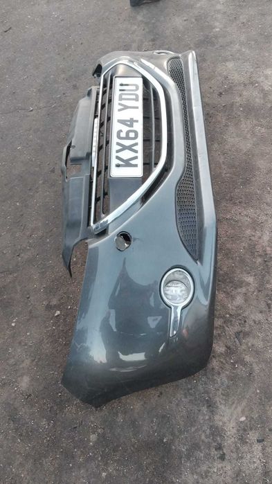 Bara fata Peugeot 208 an 2014