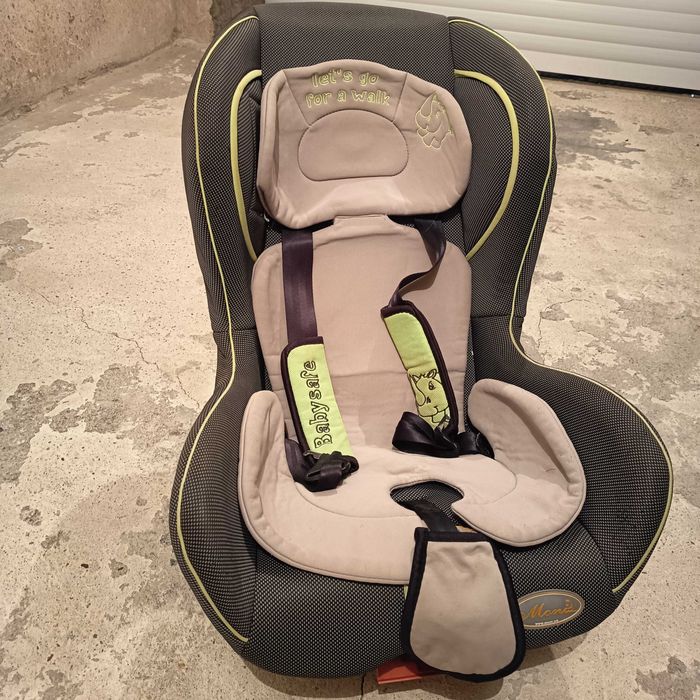 Детски стол за кола