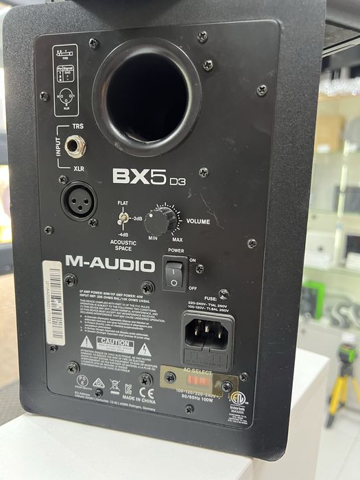 Колонки M- audio bx5, D3 (p25)
