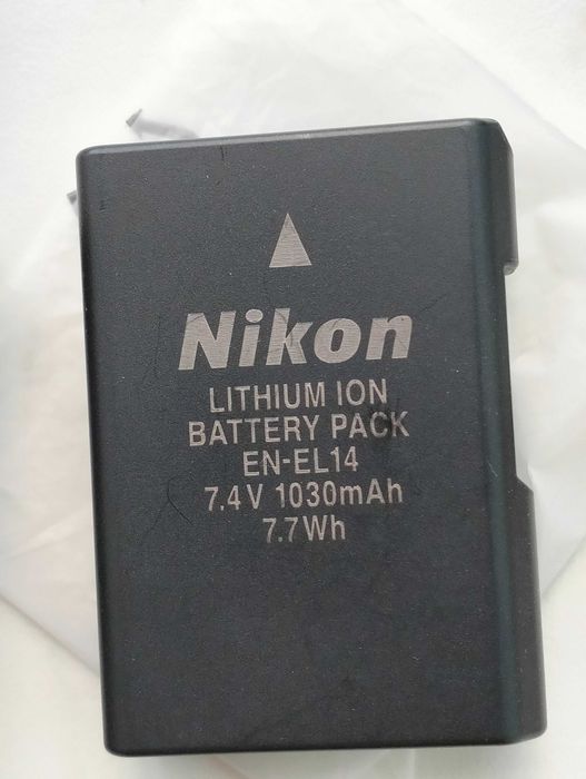 Nikon EN-EL14,  батерия и заредно