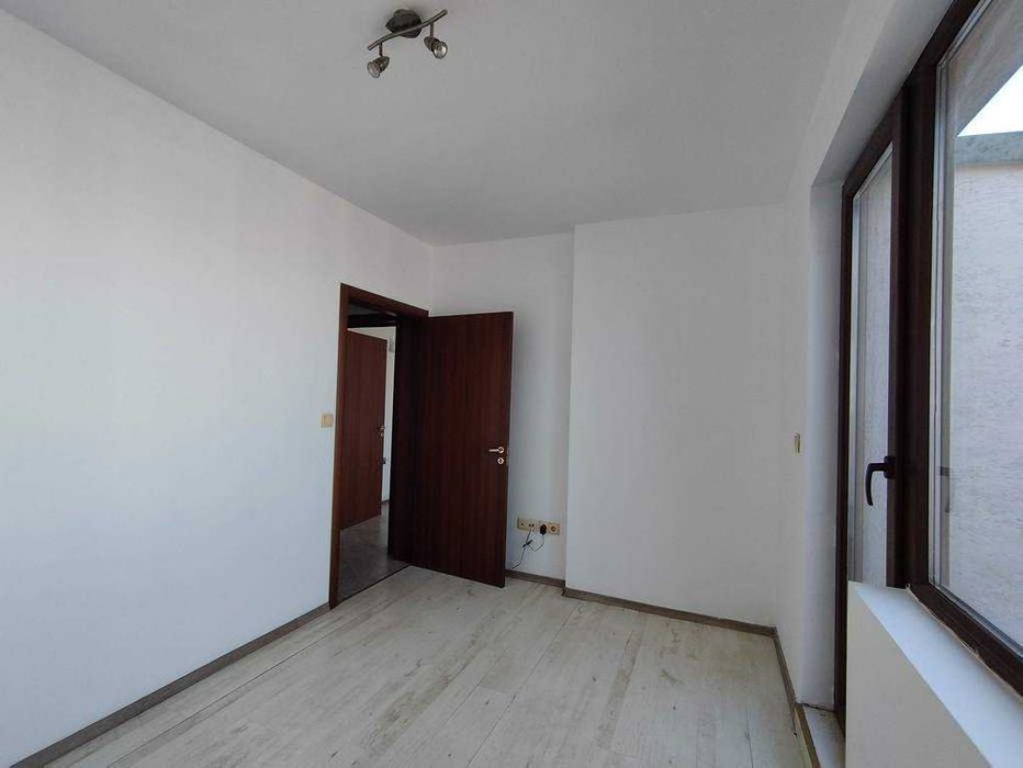 Продава се Двустаен апартамент в София, Малинова долина - 78 кв.м за 2424 €/кв.м - Снимка #3