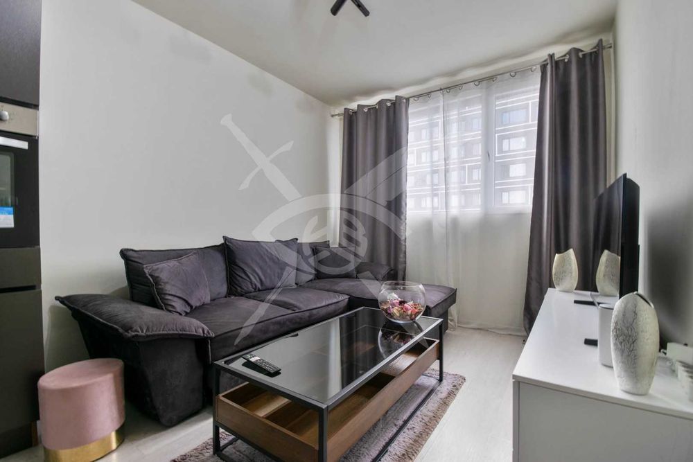 Двустаен апартамент № 30403, Банишора