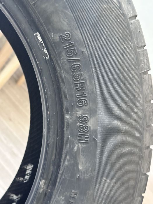 Продам Шины R16 215x65