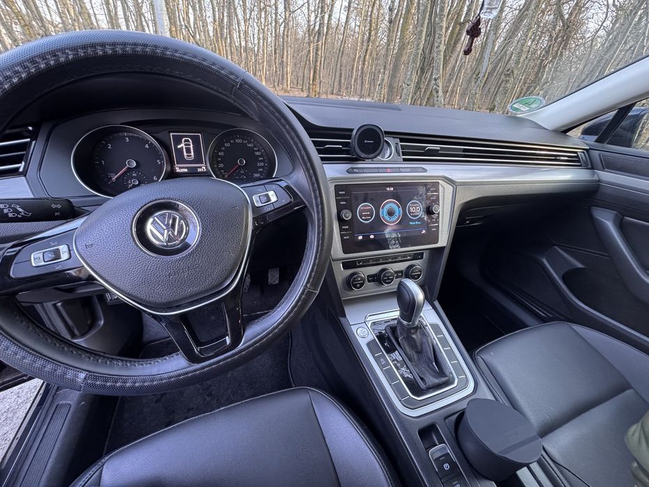 Volkswagen Passat 2.0 TDI 150 CP DSG, km reali