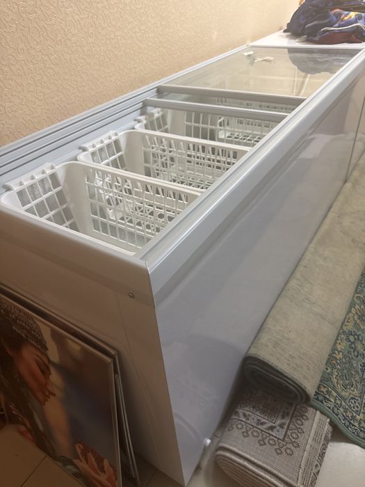 Продам морозилку 473л  размер 1,70/65