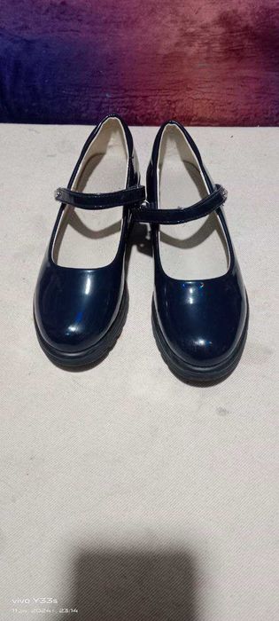 Детская обувь для девочки