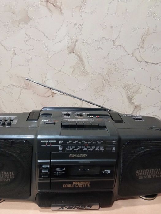 магнитофон  SHARP X-BASS для ценителей