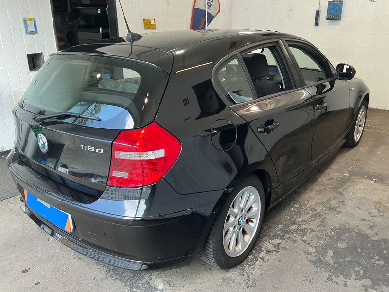BMW 1er 116d 2010