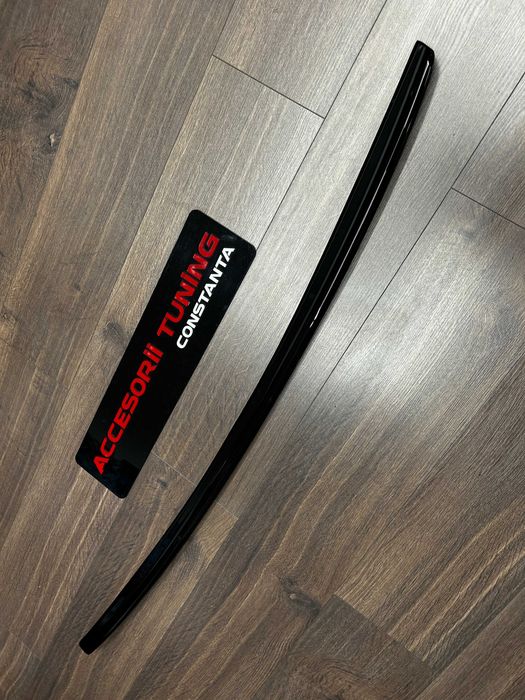 Eleron Portbagaj - BMW E39 Slim Negru Lucios