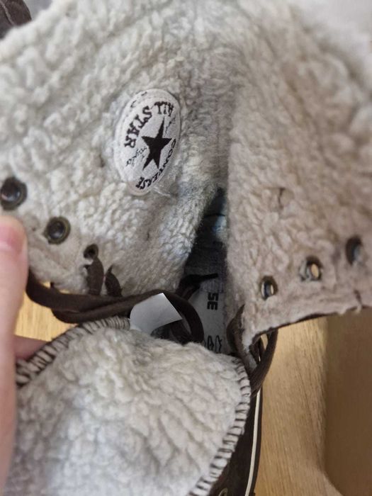 Ghete îmblănite Converse, piele