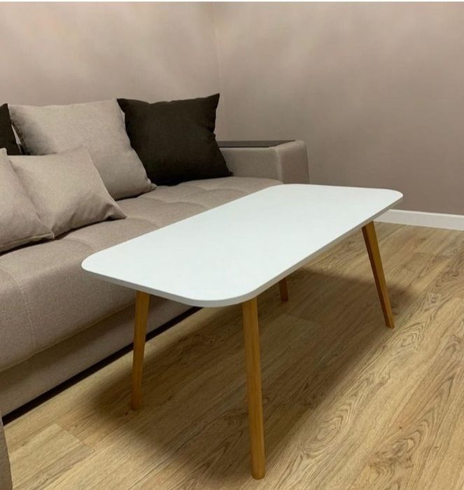 Журнальный столик и детский стол