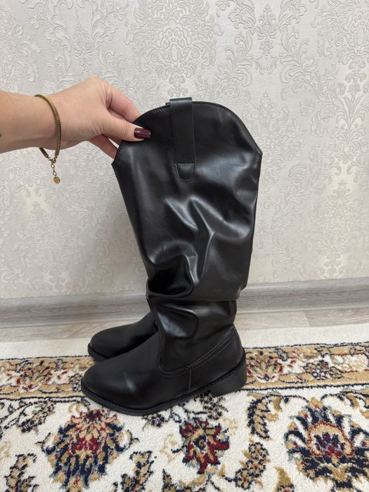 Продам Осенние сапоги