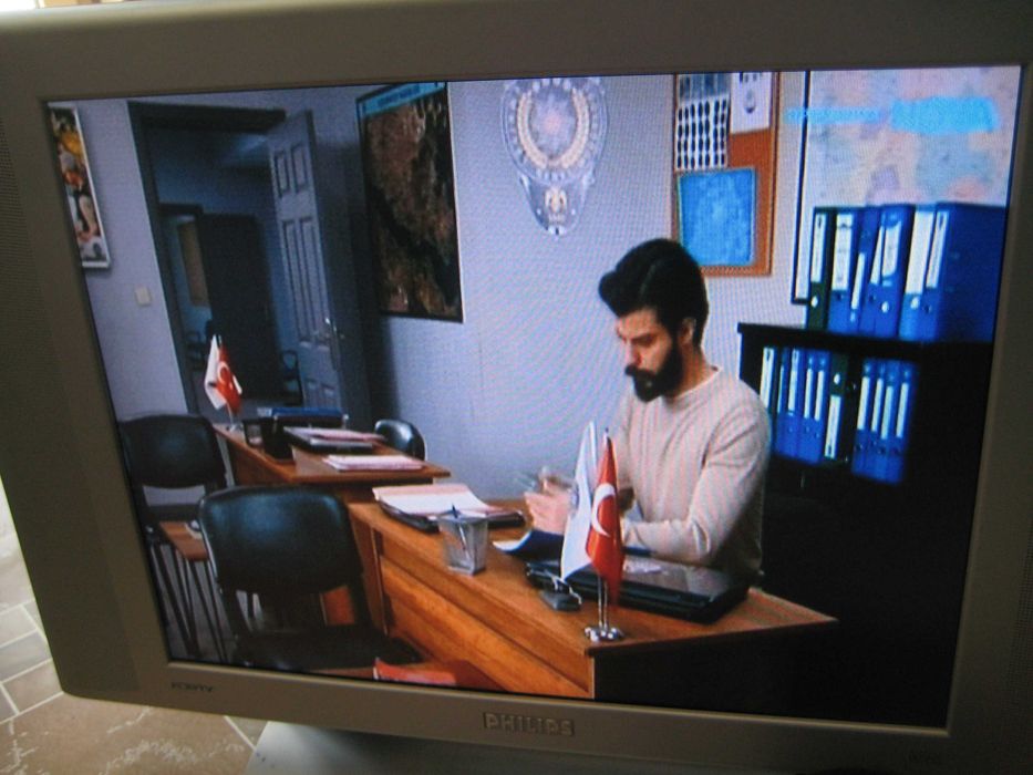 Продавам цифров декодер STRONG SRT 8112