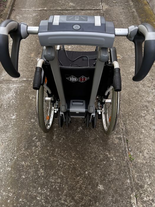 Carucior handicap cu urcator/coborator trepte  - Alber Scalamobil S30