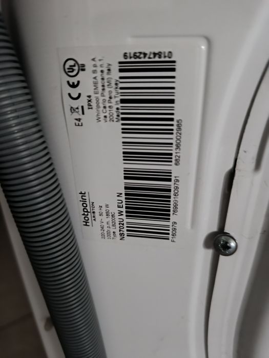 Пералня за части модел NS702U W EU N Hot Point