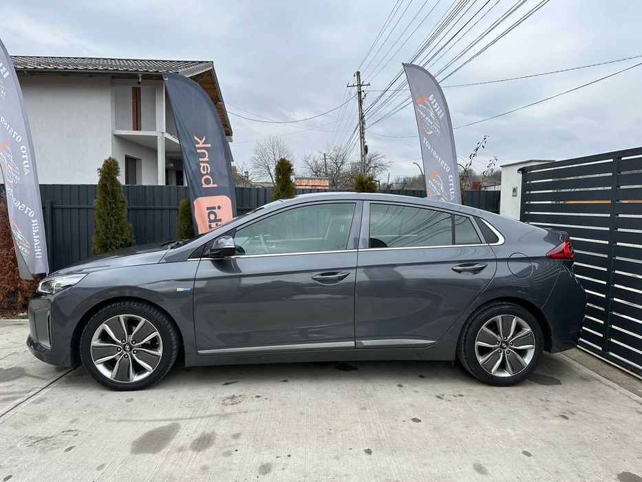 Hyundai ioniq 1.6 benzina hybrid TVA deducibil
