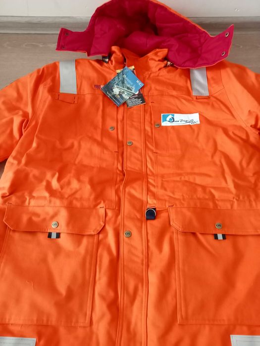 Спец куртка новая