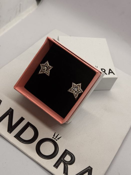 Пандора обеци Pandora