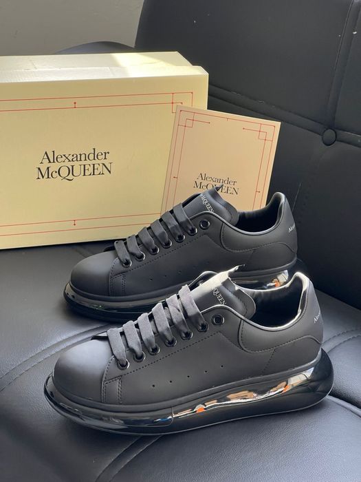 Adidasi Alexnader McQueen Pernuta