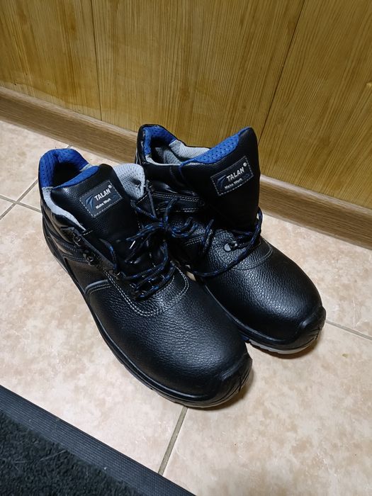 Ботинки для работы, летние.