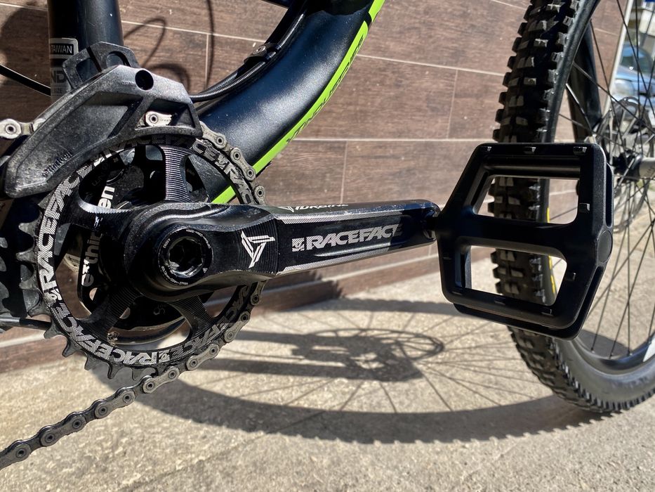 YT Capra 27,5 L отлично