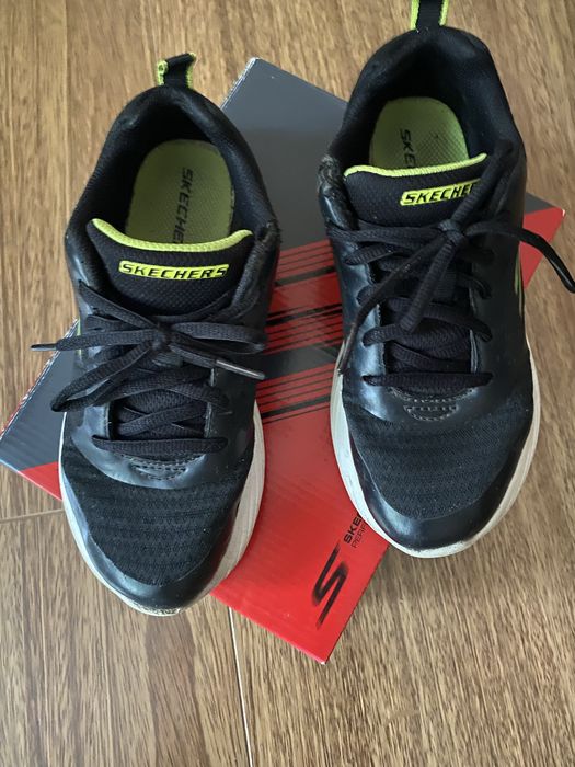 Кроссовки   Skechers размер 33,5