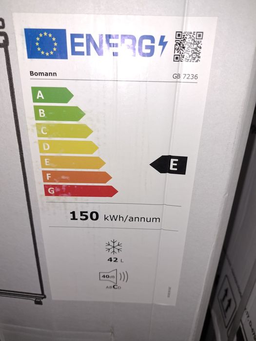 Нов мини бар фризер/ Bomann черен 42 литра
