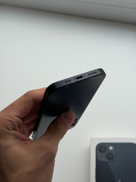 IPhone 13 - хорошее состояние