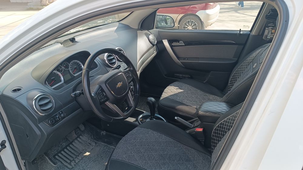 Nexia3 avtomat яхши холатда