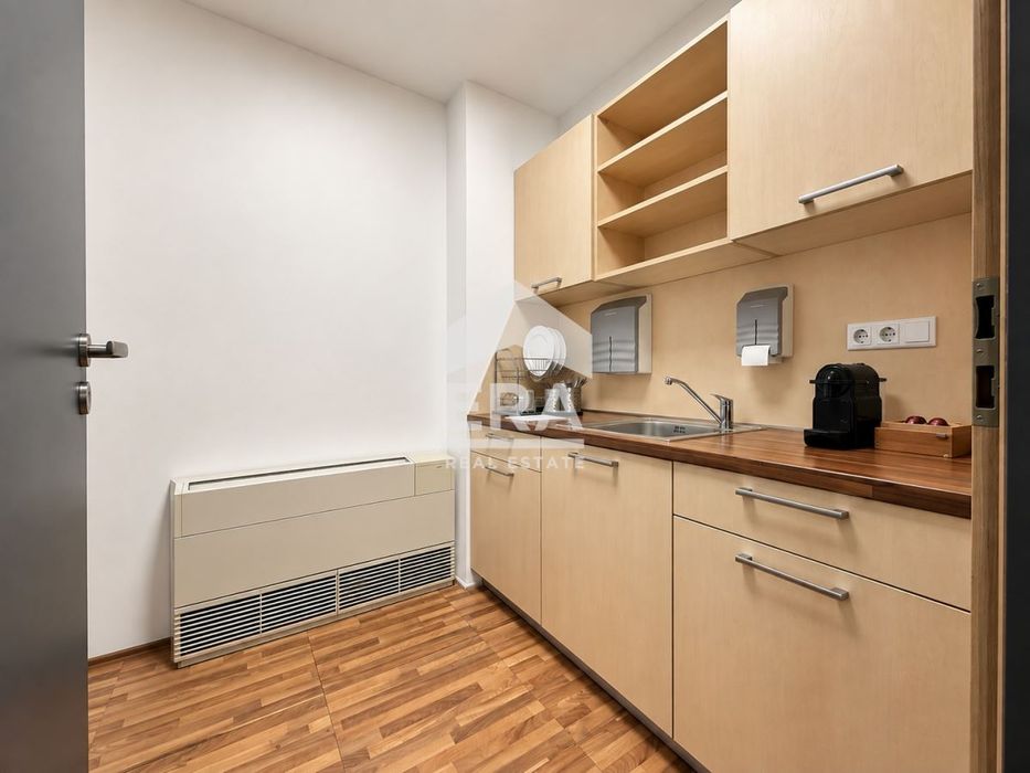 Дава се под наем Офис в София, Кръстова вада - 203 кв.м за 3450 € - Снимка #6