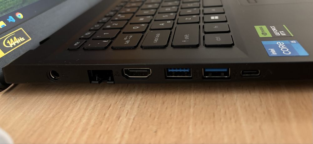 Продам игровой ноутбук Acer nitro v15