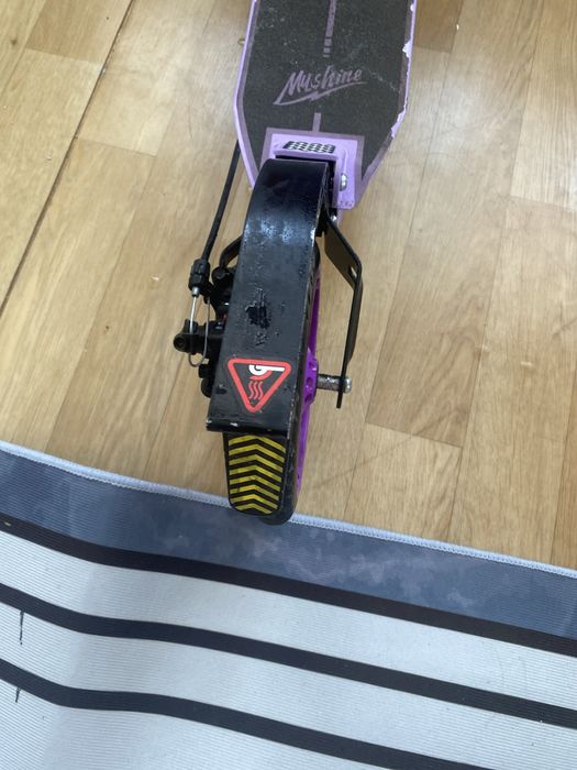 Продаю самокат.