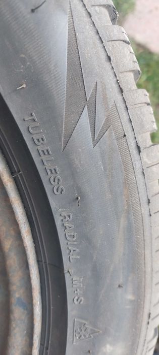 Set 4 cauciucuri+janta 225x50R17 Peugeot 3008 iarna