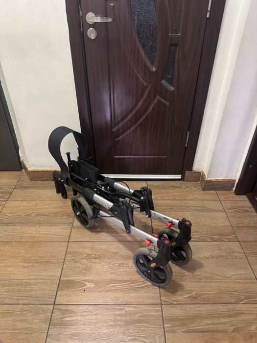 Cadru rulant din aluminiu cu roti mari transport batrani dizabilitati